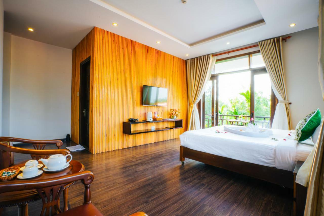 T Villa Hoi An Exterior photo